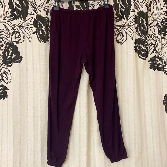 PINK purple maroon sweatpants with drawstring, pockets, and pink logo on pant - Picture 3 of 3